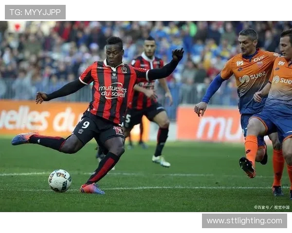 奥厄与桑德豪的精彩对决分析及赛季表现展望