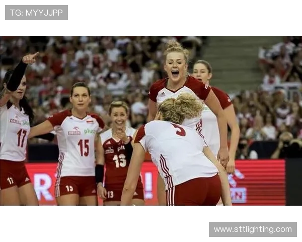 成都排球队意识争议引发热议球迷对战术选择和团队配合展开讨论